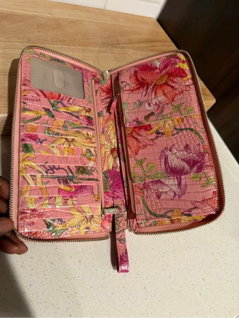 Brahmin perennial Melbourne Leather Skyler‎ Wallet- Floral Flowers Pink